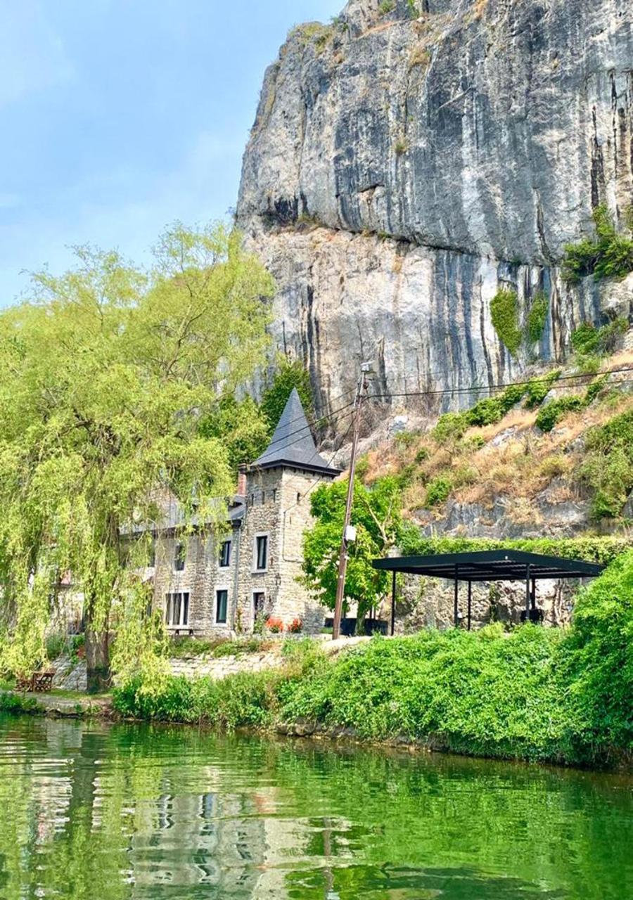 Pieds Dans L'Eau Private Wellness Bordure De Meuse Lustin Exterior foto